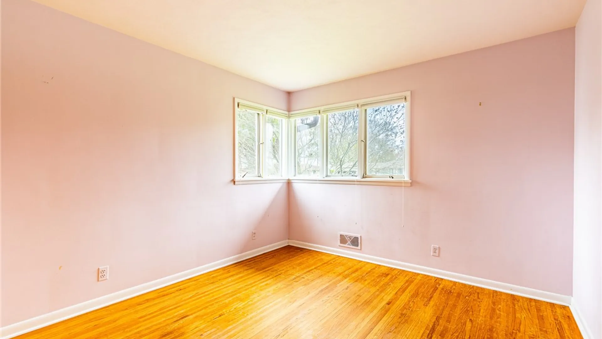 Property at 241 Shorewood Drive, Webster, NY 14580 10