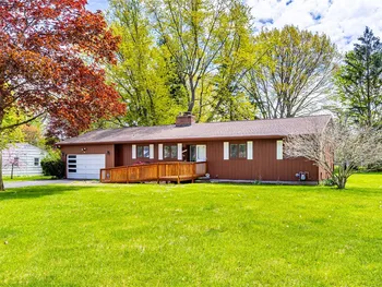 Property at 241 Shorewood Drive, Webster, NY 14580