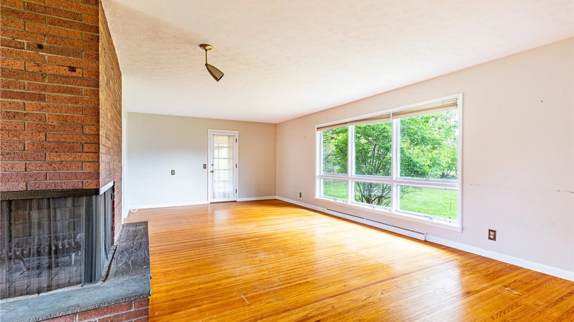 Property at 241 Shorewood Drive, Webster, NY 14580 6