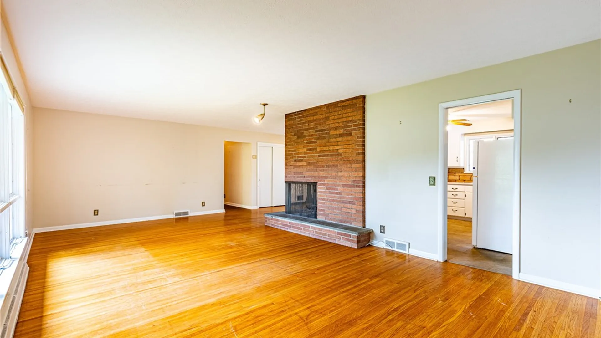 Property at 241 Shorewood Drive, Webster, NY 14580 8
