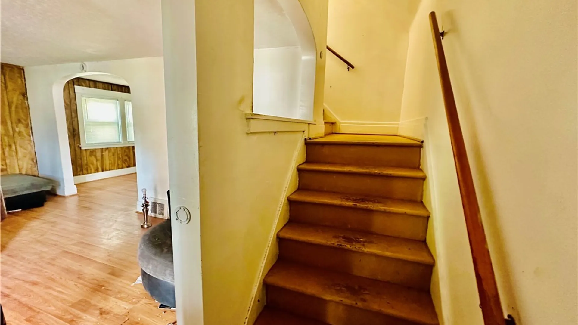 Property at 129 Clarence Avenue, Buffalo, NY 14215 15