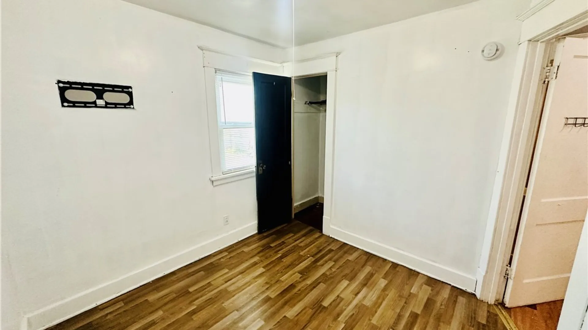 Property at 129 Clarence Avenue, Buffalo, NY 14215 17