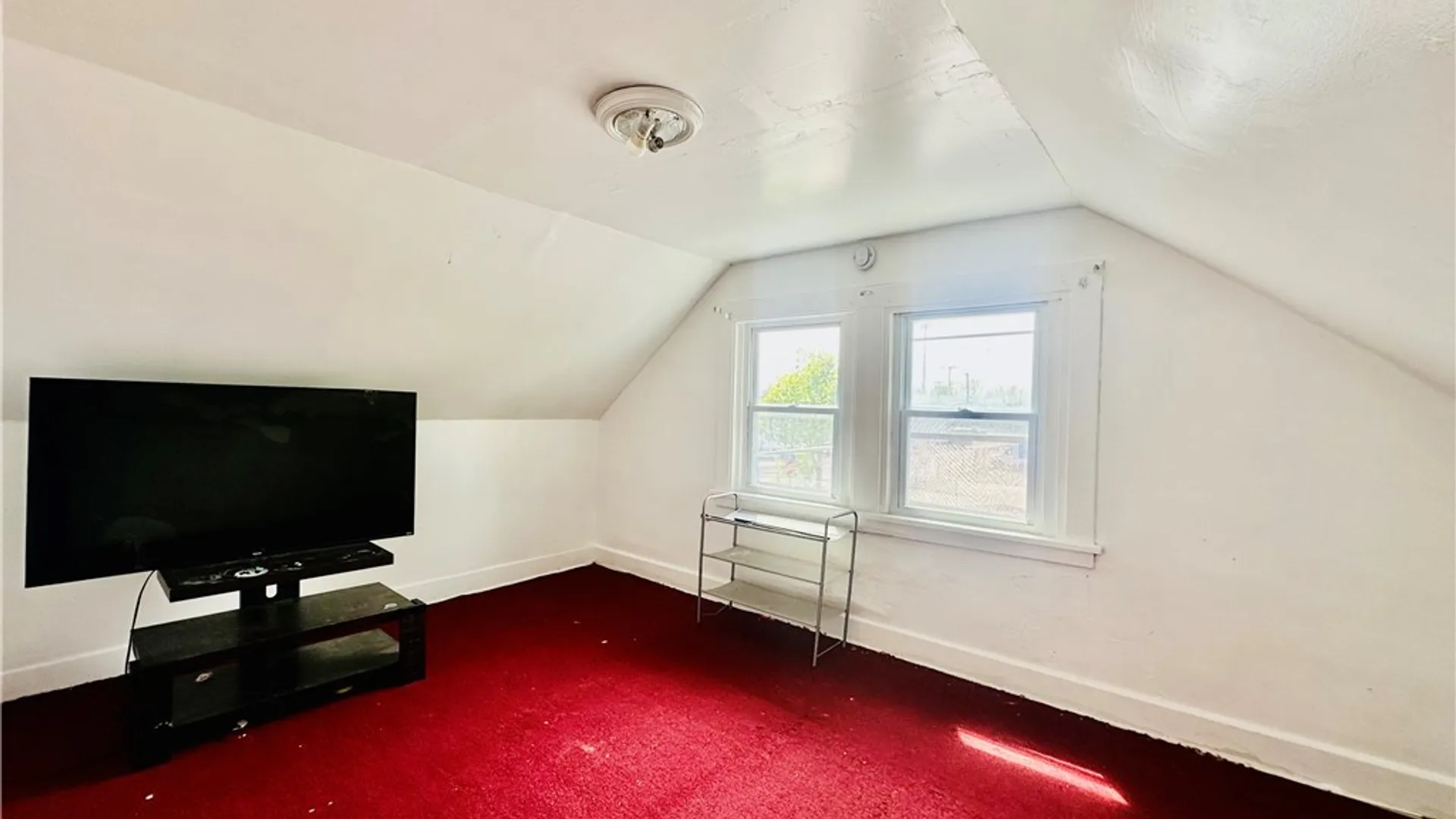 Property at 129 Clarence Avenue, Buffalo, NY 14215 21