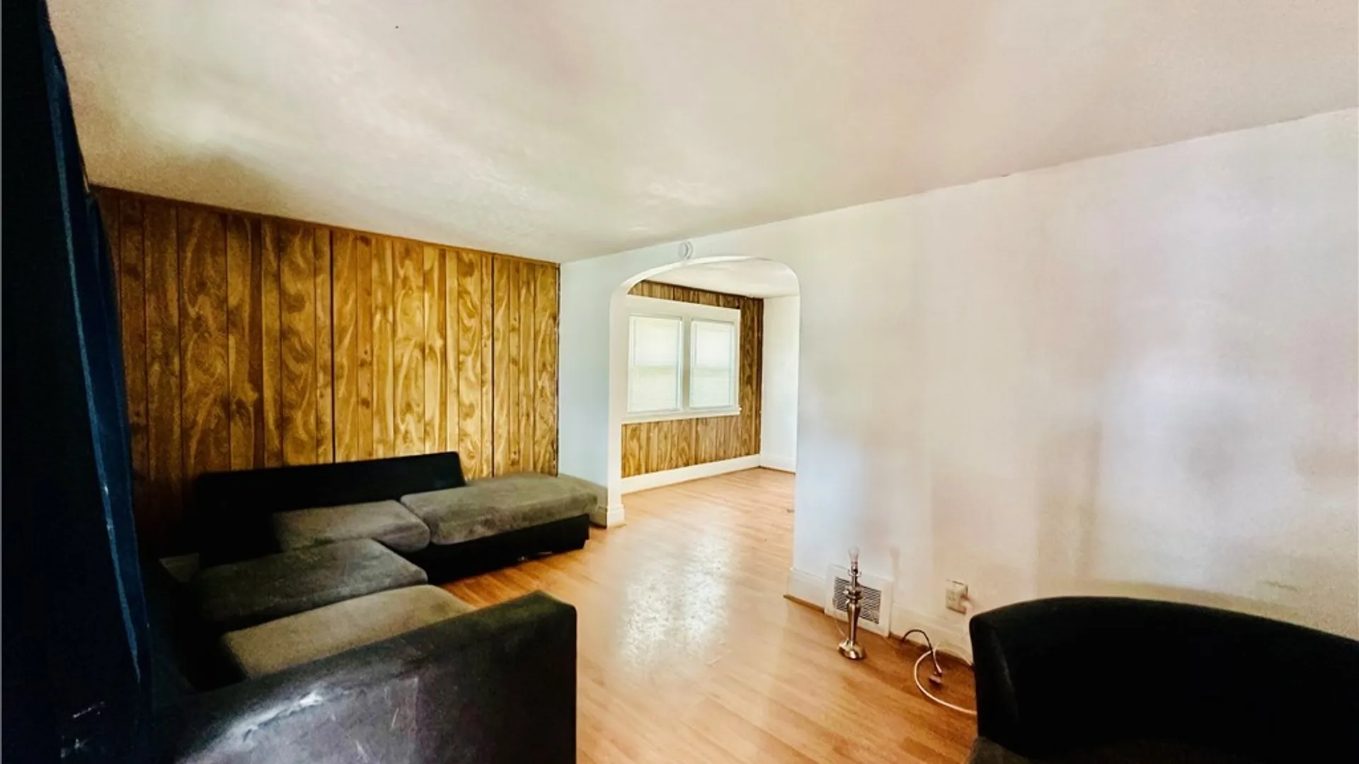 Property at 129 Clarence Avenue, Buffalo, NY 14215 4