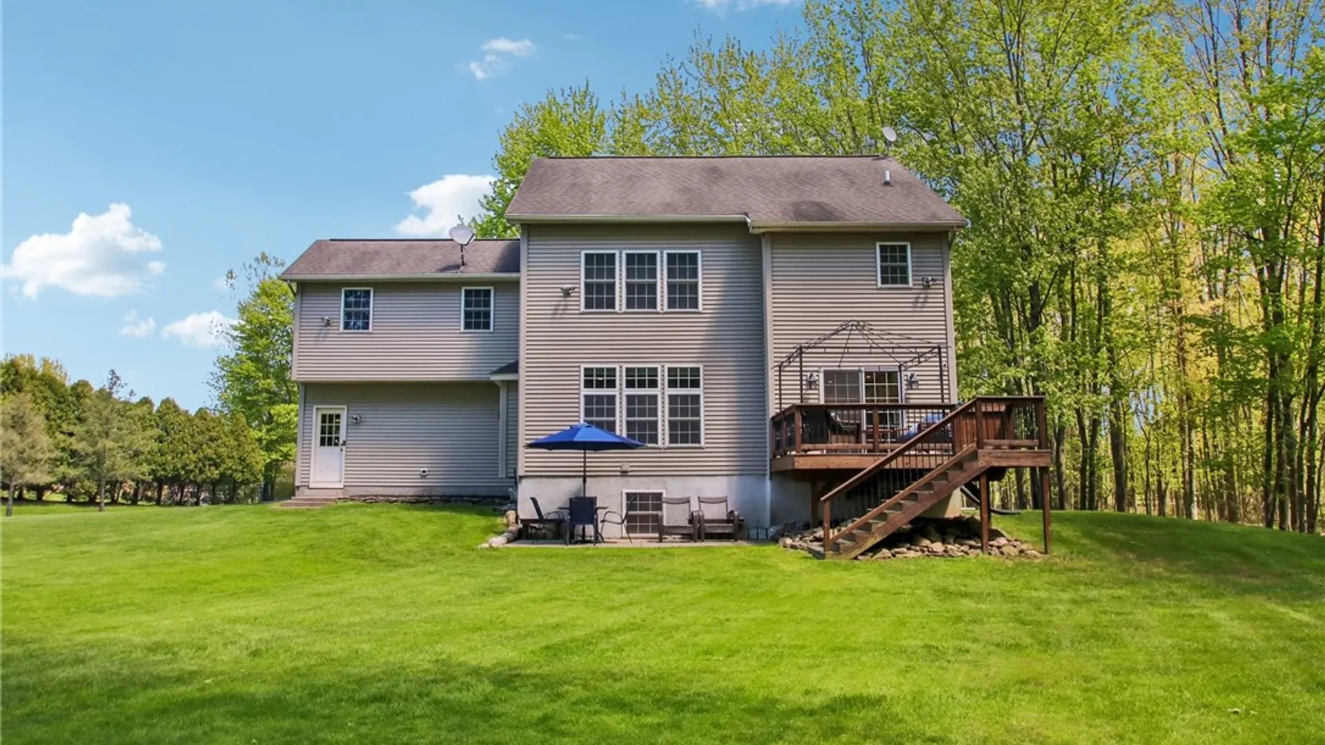 Property at 17 Shady Oaks Trail, Ogden, NY 14559 43