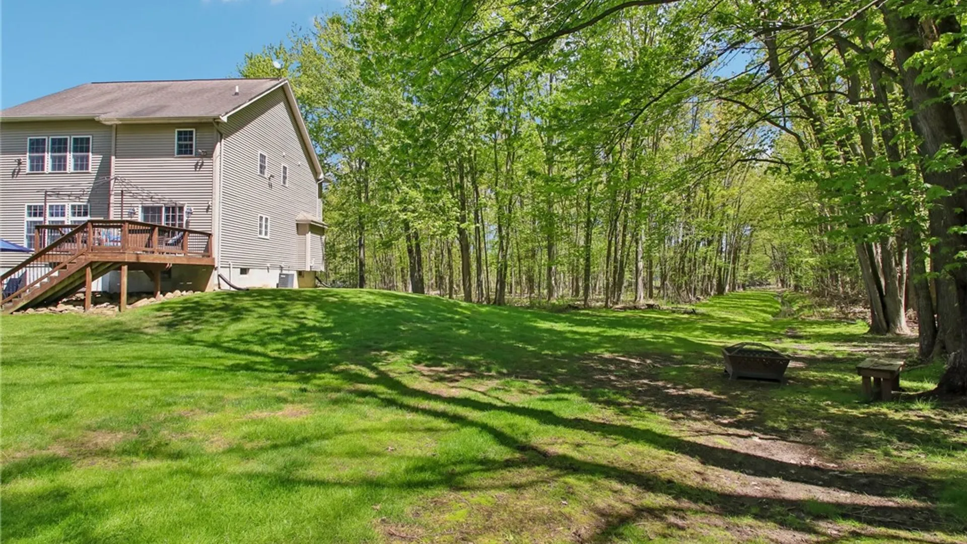 Property at 17 Shady Oaks Trail, Ogden, NY 14559 46