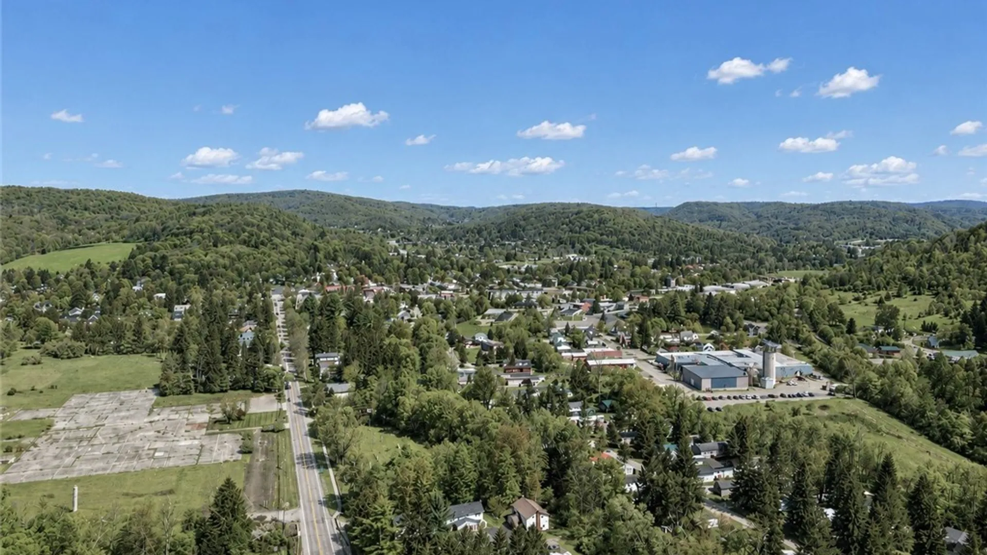 Property at 1 Lincoln Drive, Ellicottville, NY 14731 38