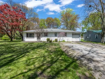 Property at 178 Meadowdale Drive, Gates, NY 14624
