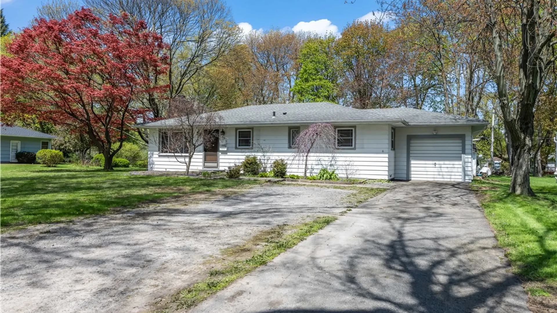 Property at 178 Meadowdale Drive, Gates, NY 14624 2