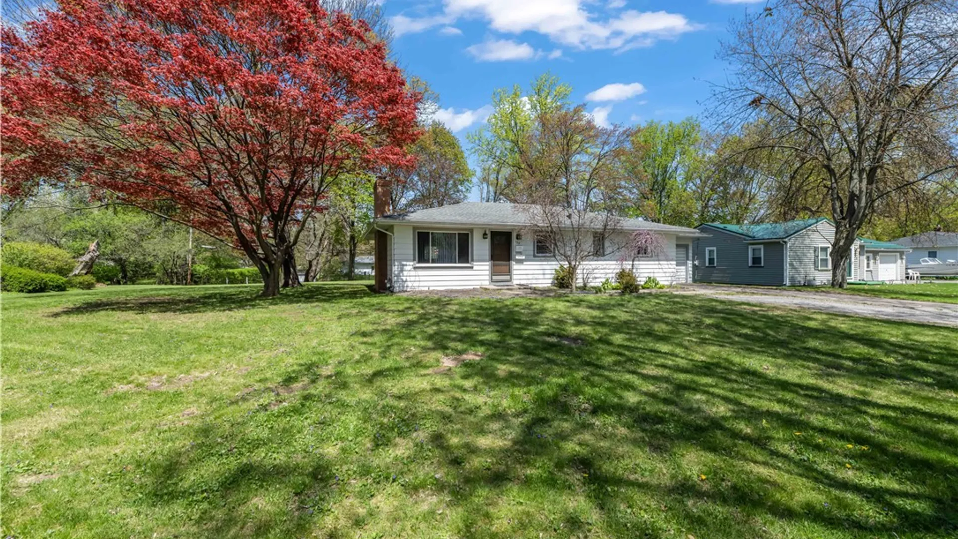 Property at 178 Meadowdale Drive, Gates, NY 14624 3