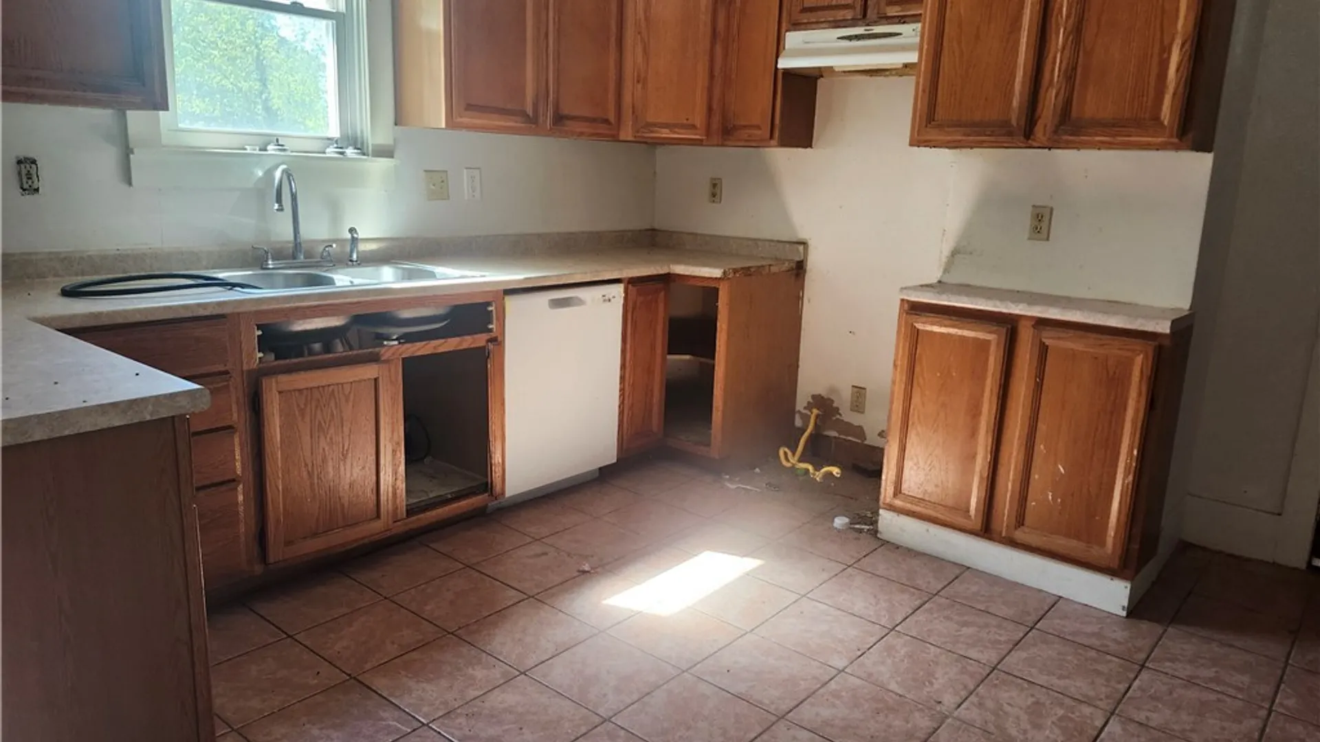 Property at 264 Furman Street, Syracuse, NY 13205 14