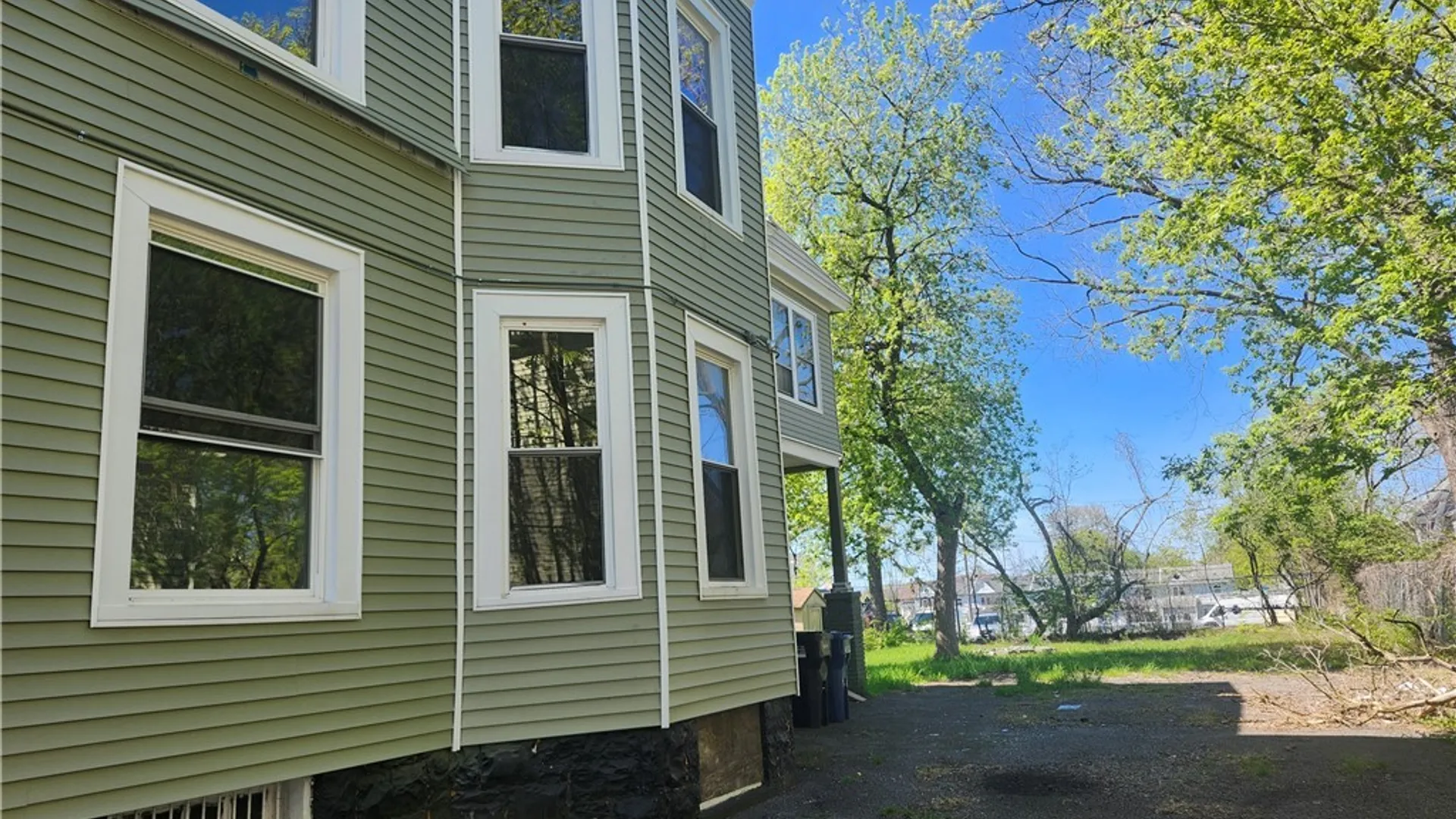 Property at 264 Furman Street, Syracuse, NY 13205 3