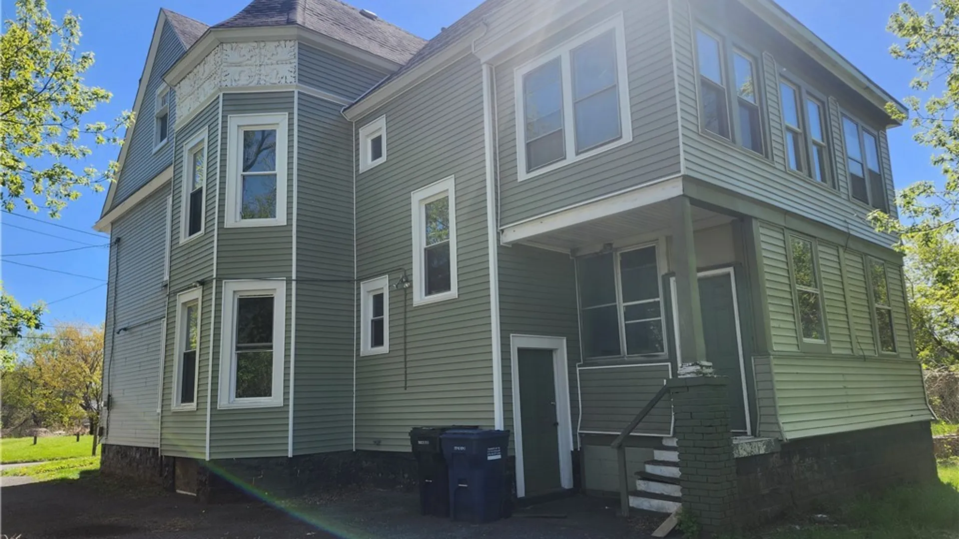 Property at 264 Furman Street, Syracuse, NY 13205 4