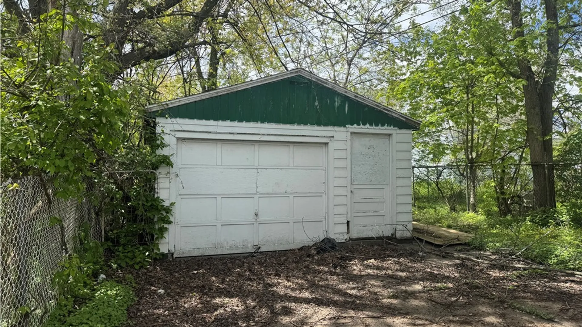 Property at 282 Stevens Avenue, Buffalo, NY 14215 3