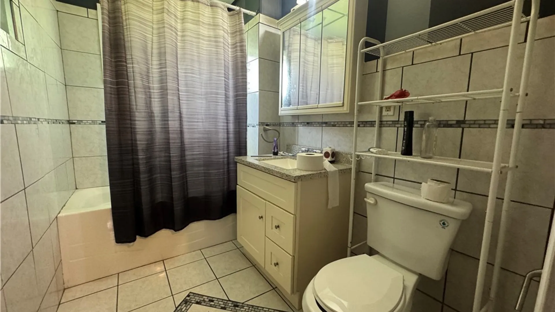 Property at 282 Stevens Avenue, Buffalo, NY 14215 5