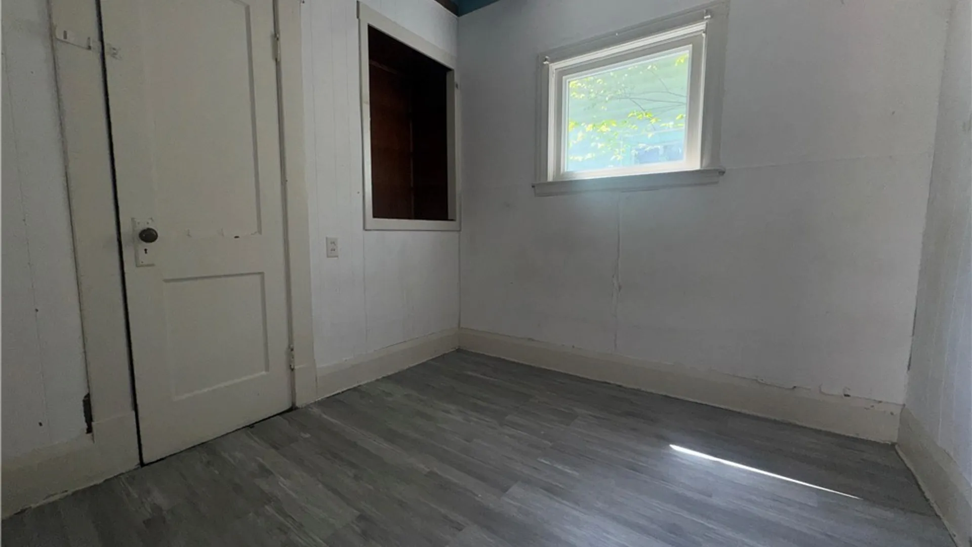 Property at 280 Stevens Avenue, Buffalo, NY 14215 5