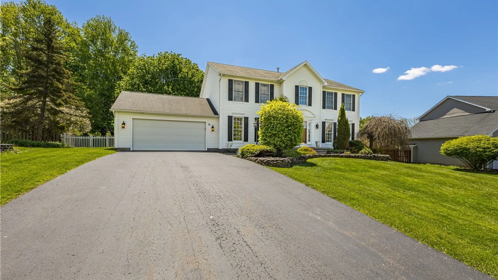 Property at 18 Stanford, Perinton, NY 14450 2