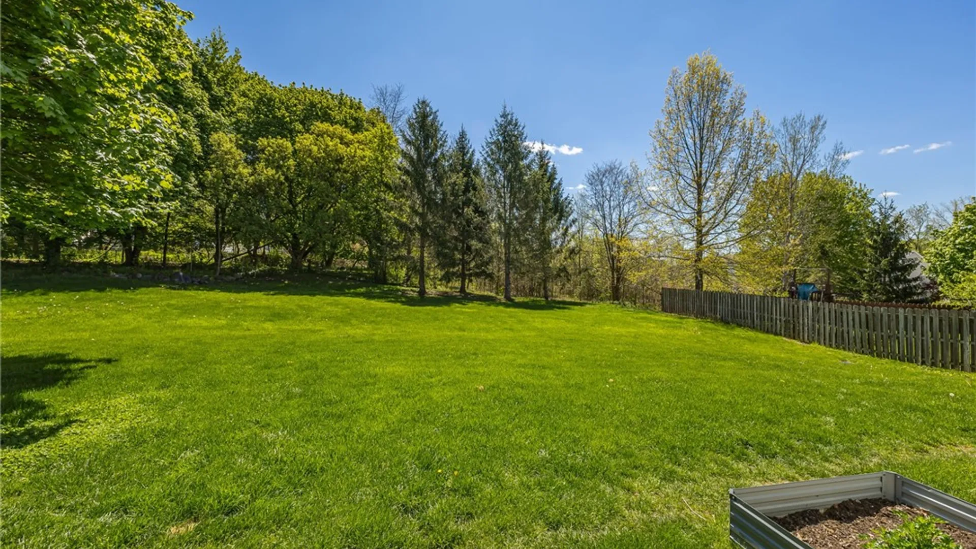 Property at 18 Stanford, Perinton, NY 14450 46