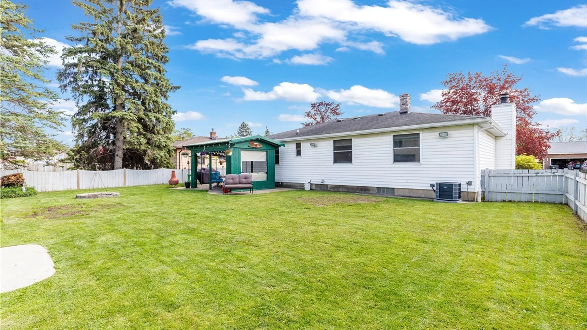 Property at 504 Fairmont Avenue, North Tonawanda, NY 14120 2