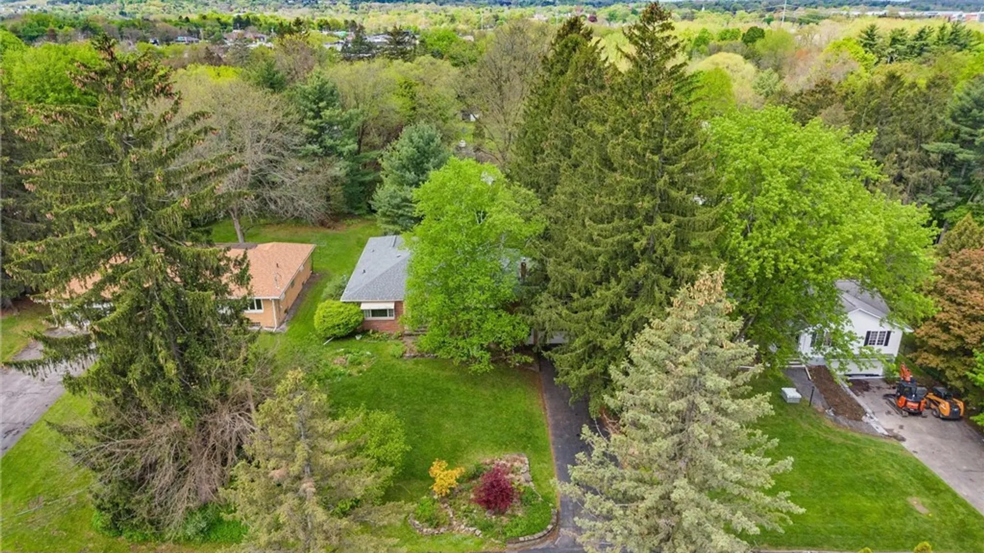 Property at 43 Ely Drive, DeWitt, NY 13066 3