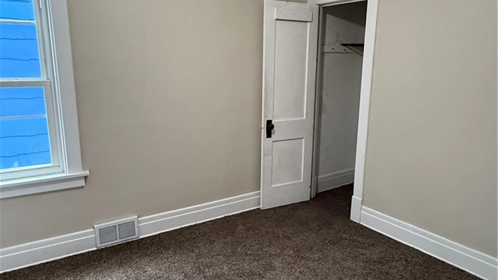 Property at 429 Lisbon Avenue, Buffalo, NY 14215 12