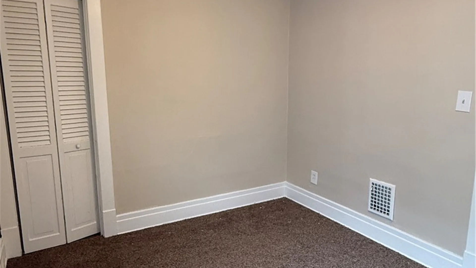 Property at 429 Lisbon Avenue, Buffalo, NY 14215 6
