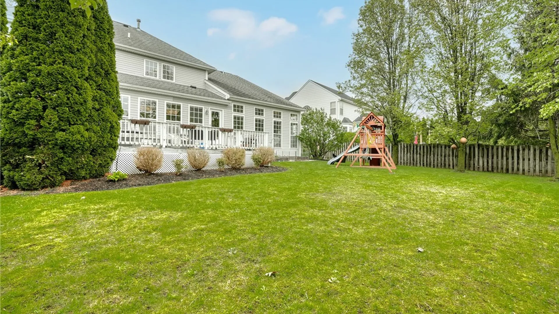 Property at 15 Dickinson Crossing, Perinton, NY 14450 48