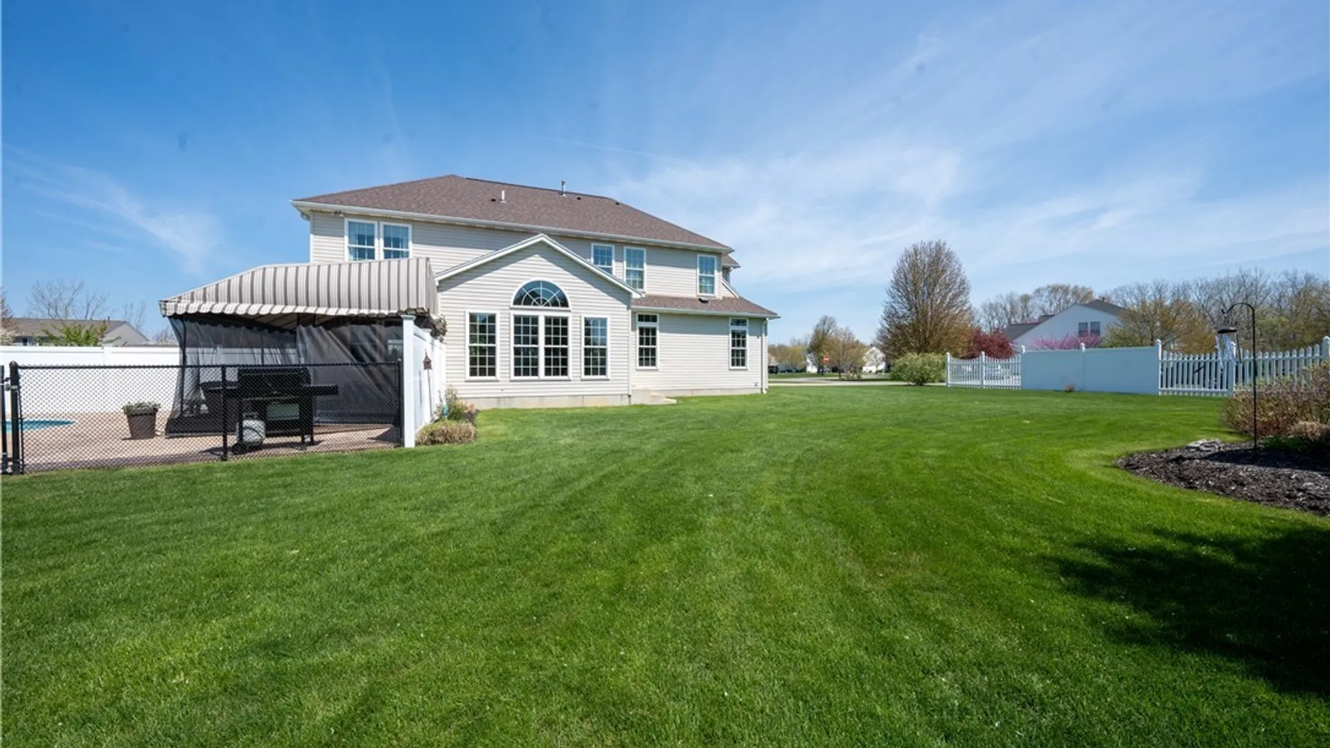Property at 6900 Amanda Lane, Lockport Town, NY 14094 44