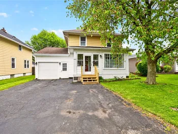 Property at 462 Crossfield Road, Irondequoit, NY 14609