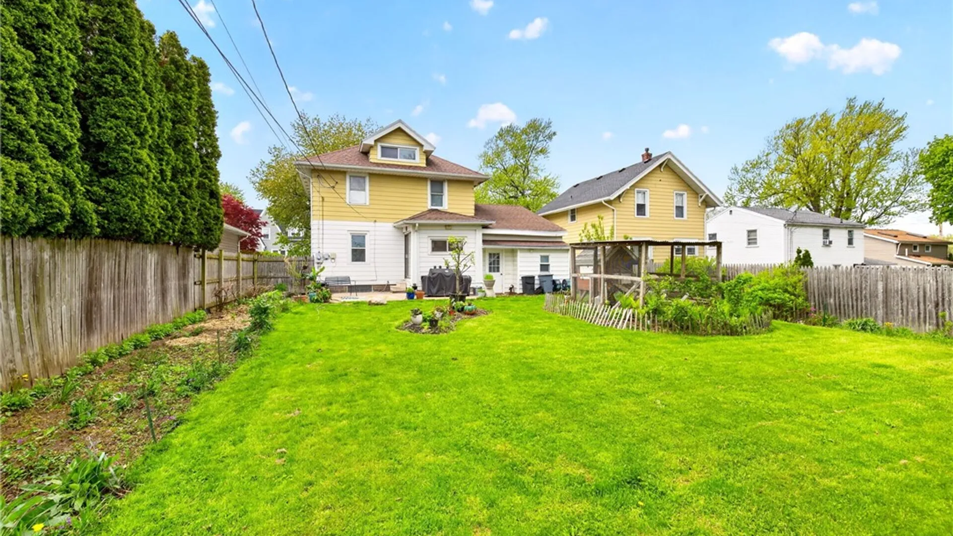 Property at 462 Crossfield Road, Irondequoit, NY 14609 30