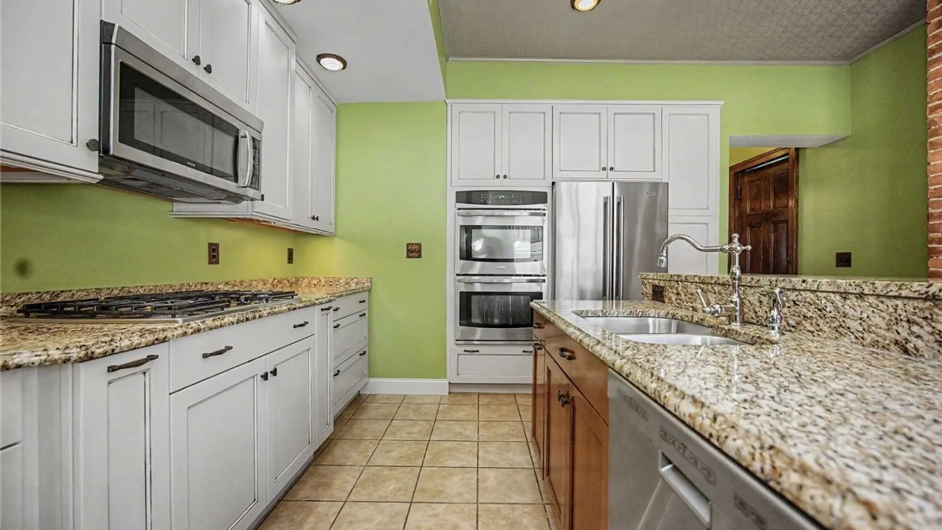 Property at 377 Mckinley Parkway, Buffalo, NY 14220 21
