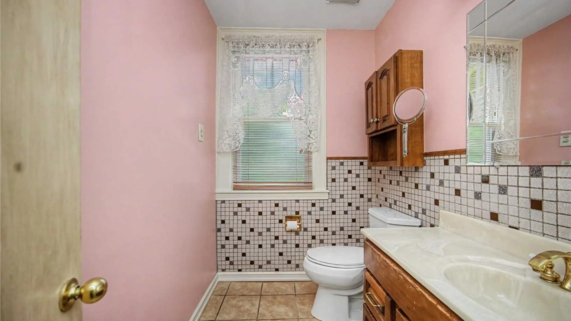 Property at 377 Mckinley Parkway, Buffalo, NY 14220 23