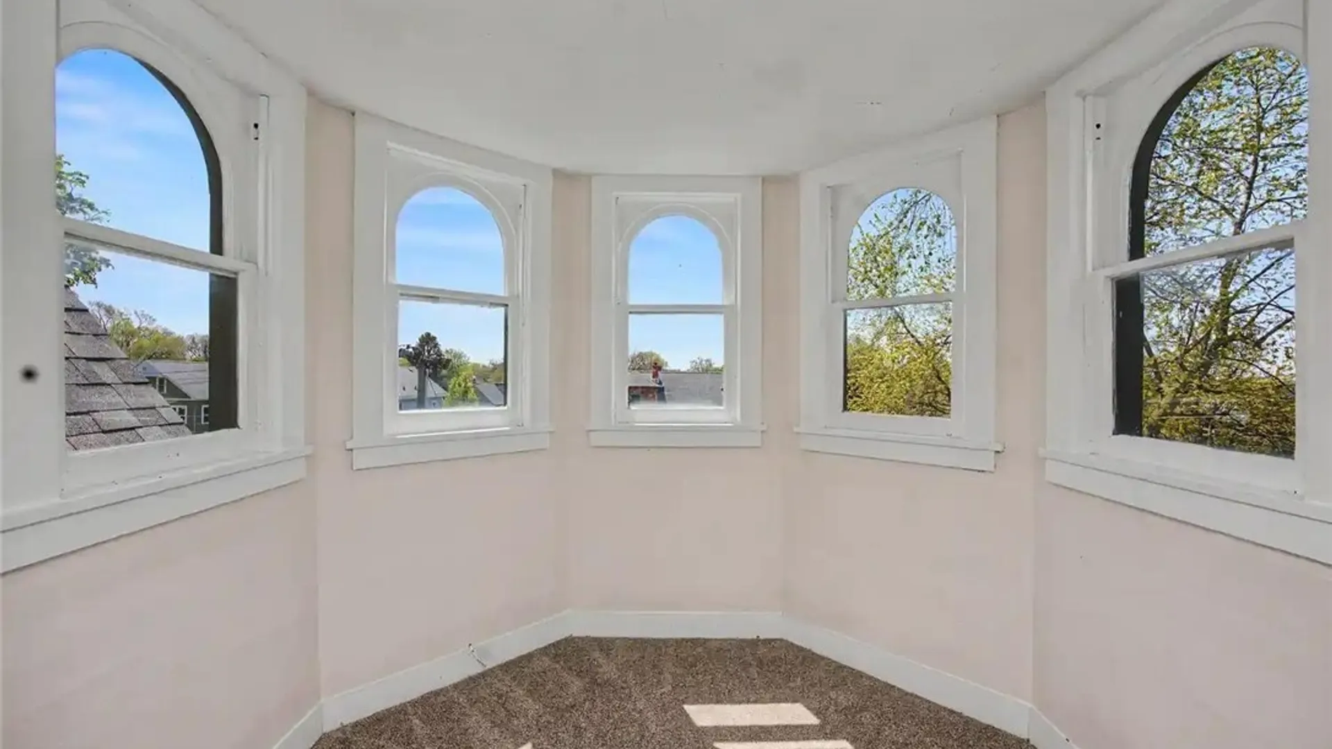Property at 377 Mckinley Parkway, Buffalo, NY 14220 38