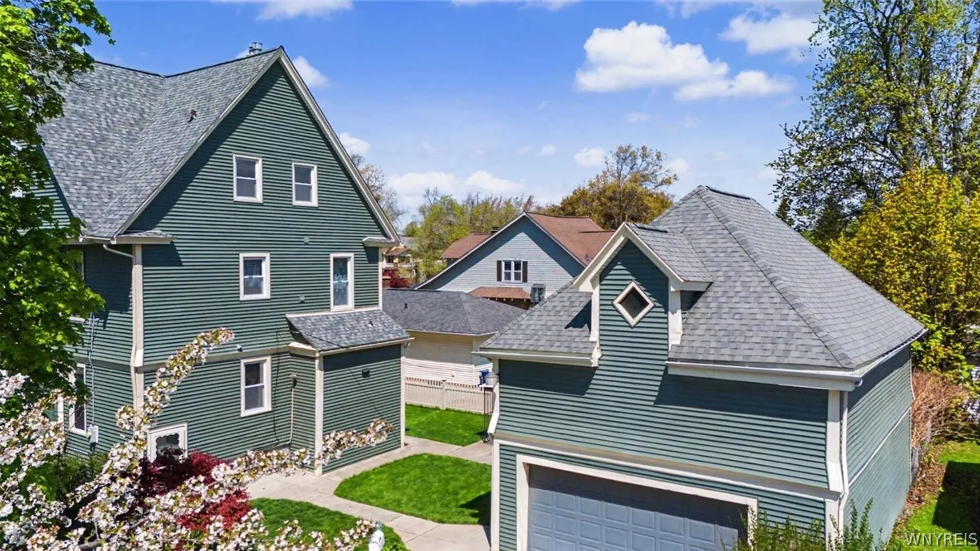 Property at 377 Mckinley Parkway, Buffalo, NY 14220 8