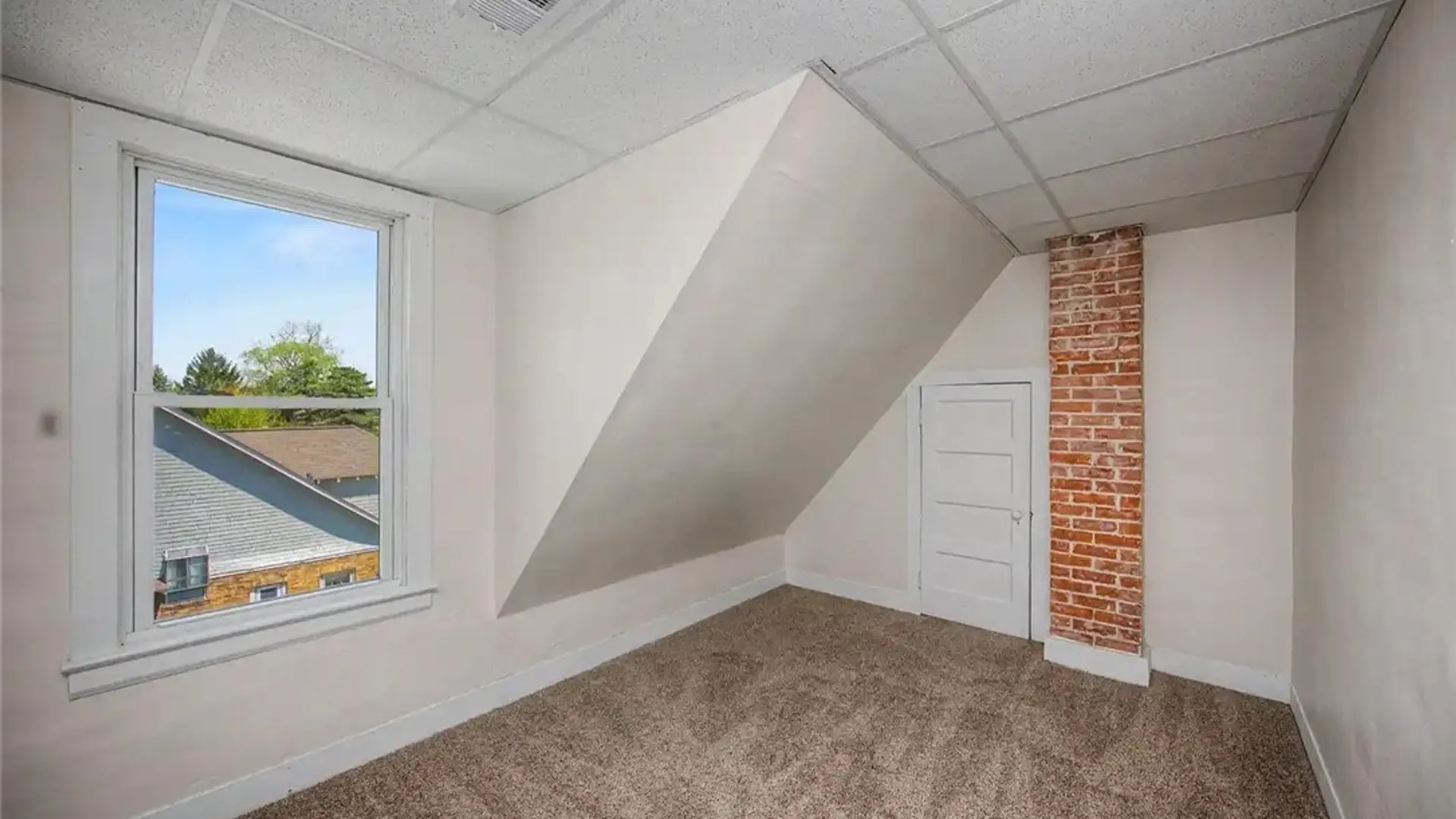 Property at 377 Mckinley Parkway, Buffalo, NY 14220 43