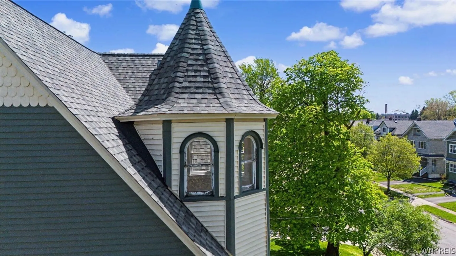 Property at 377 Mckinley Parkway, Buffalo, NY 14220 7