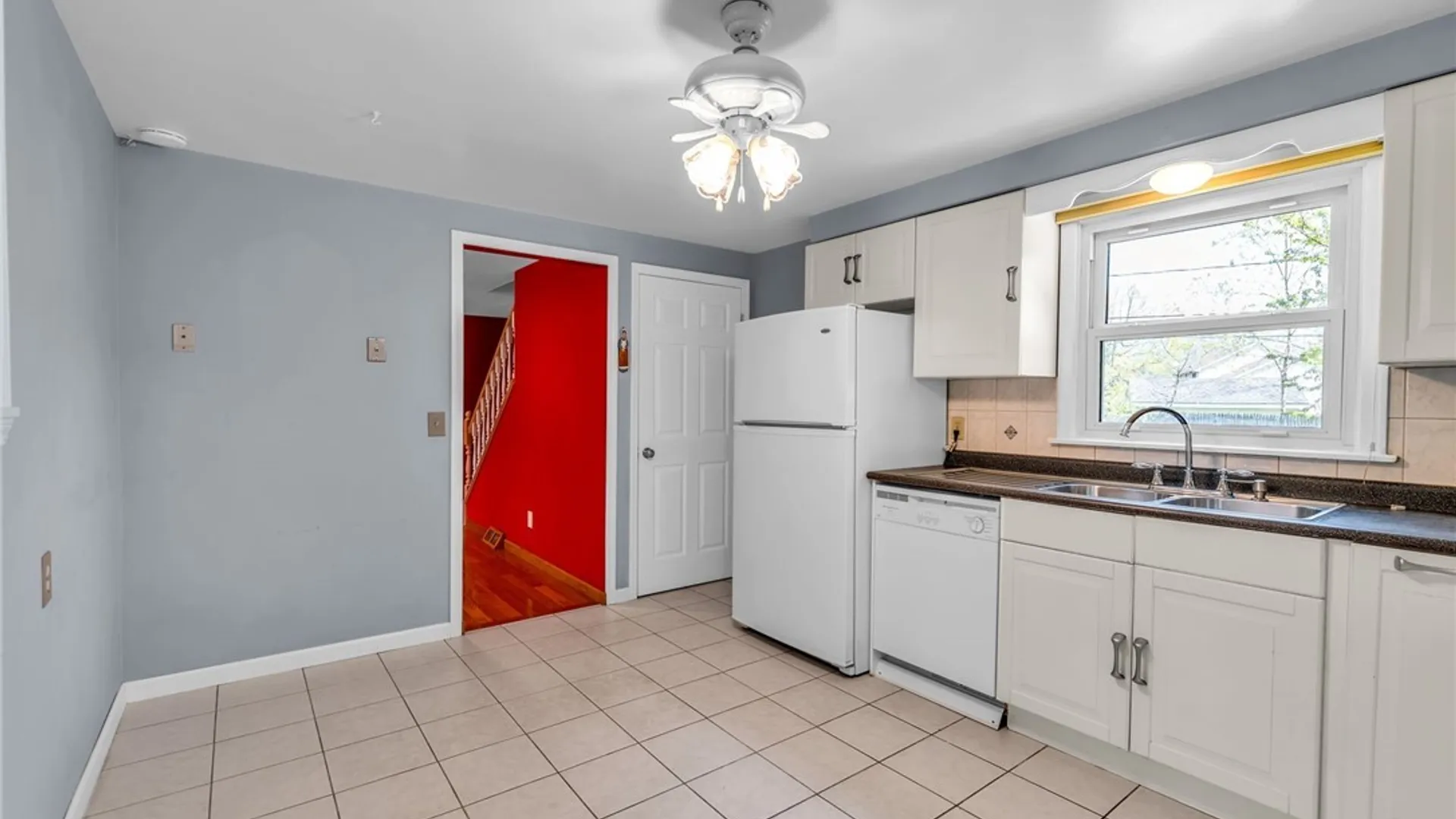 Property at 304 Vine Lane, Amherst, NY 14228 10