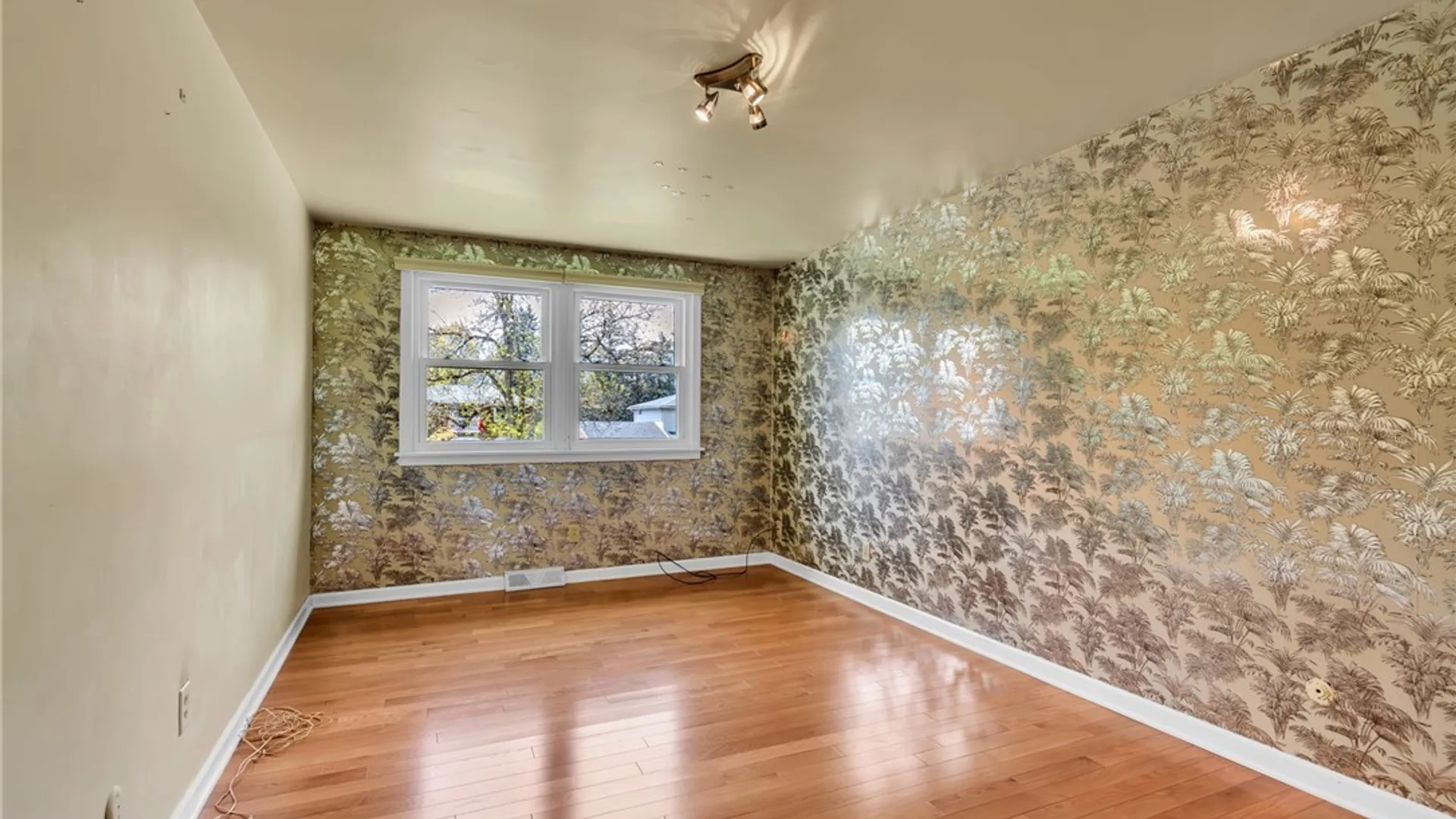 Property at 304 Vine Lane, Amherst, NY 14228 25