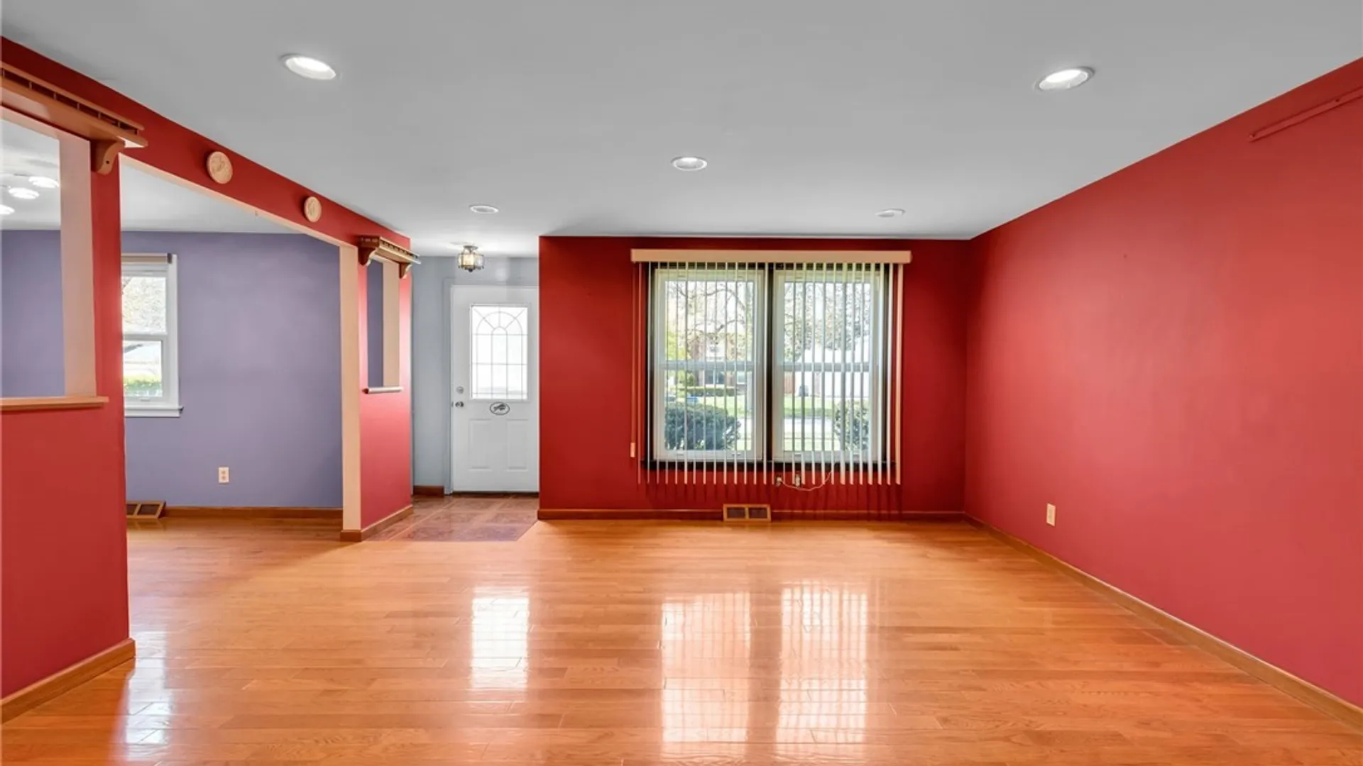Property at 304 Vine Lane, Amherst, NY 14228 6