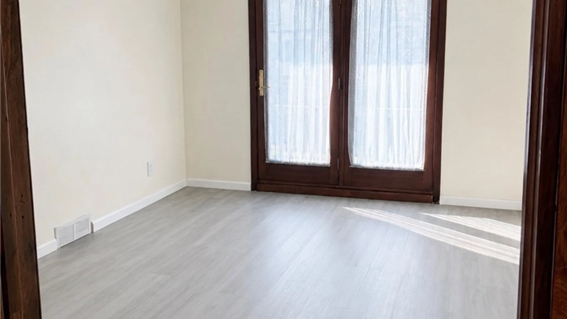 Property at 91 Wildwood Place, West Seneca, NY 14210 33