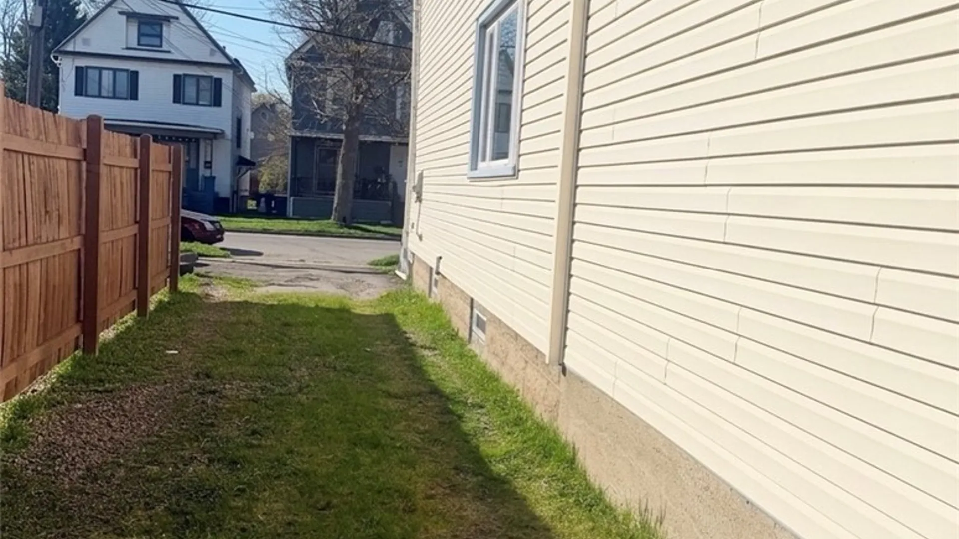 Property at 91 Wildwood Place, West Seneca, NY 14210 6