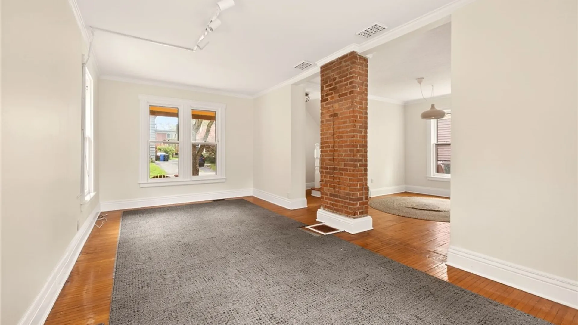 Property at 216 Linden St, Rochester, NY 14620 12