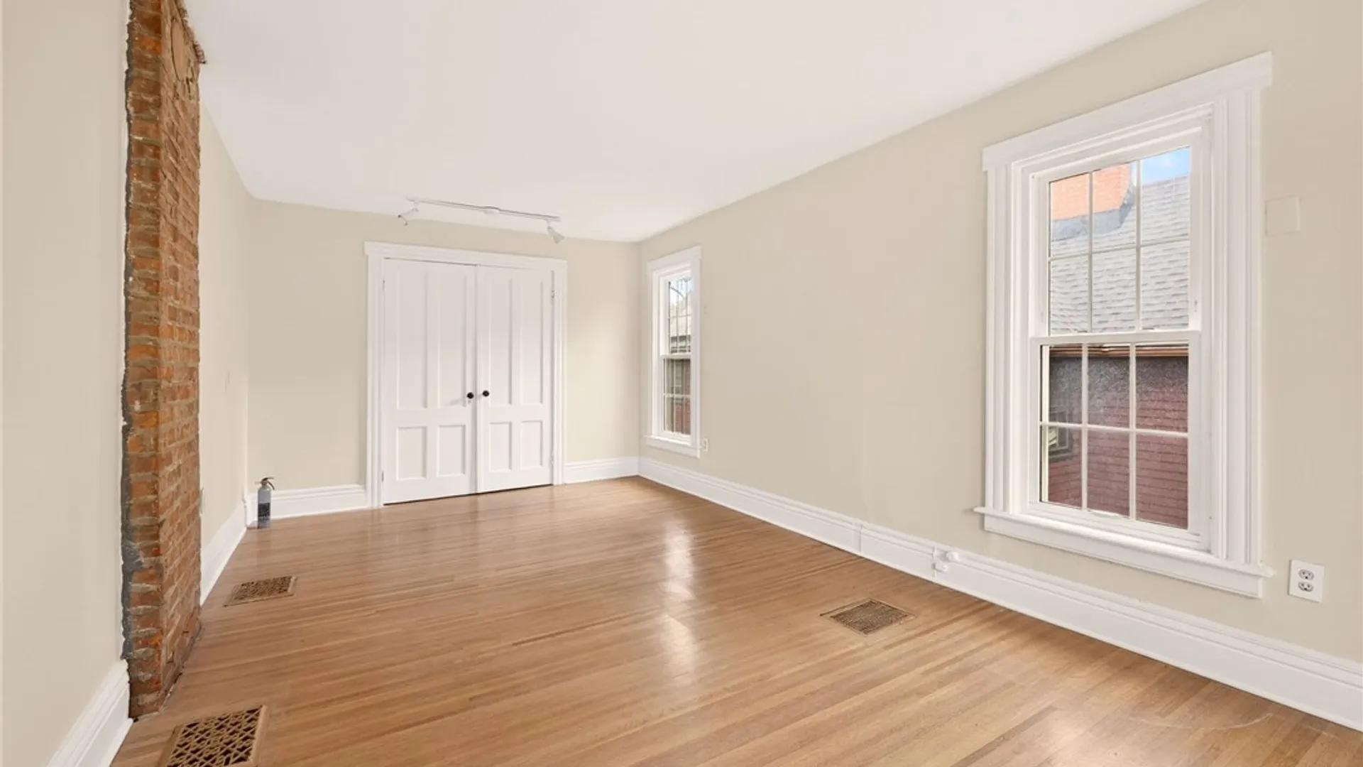 Property at 216 Linden St, Rochester, NY 14620 14