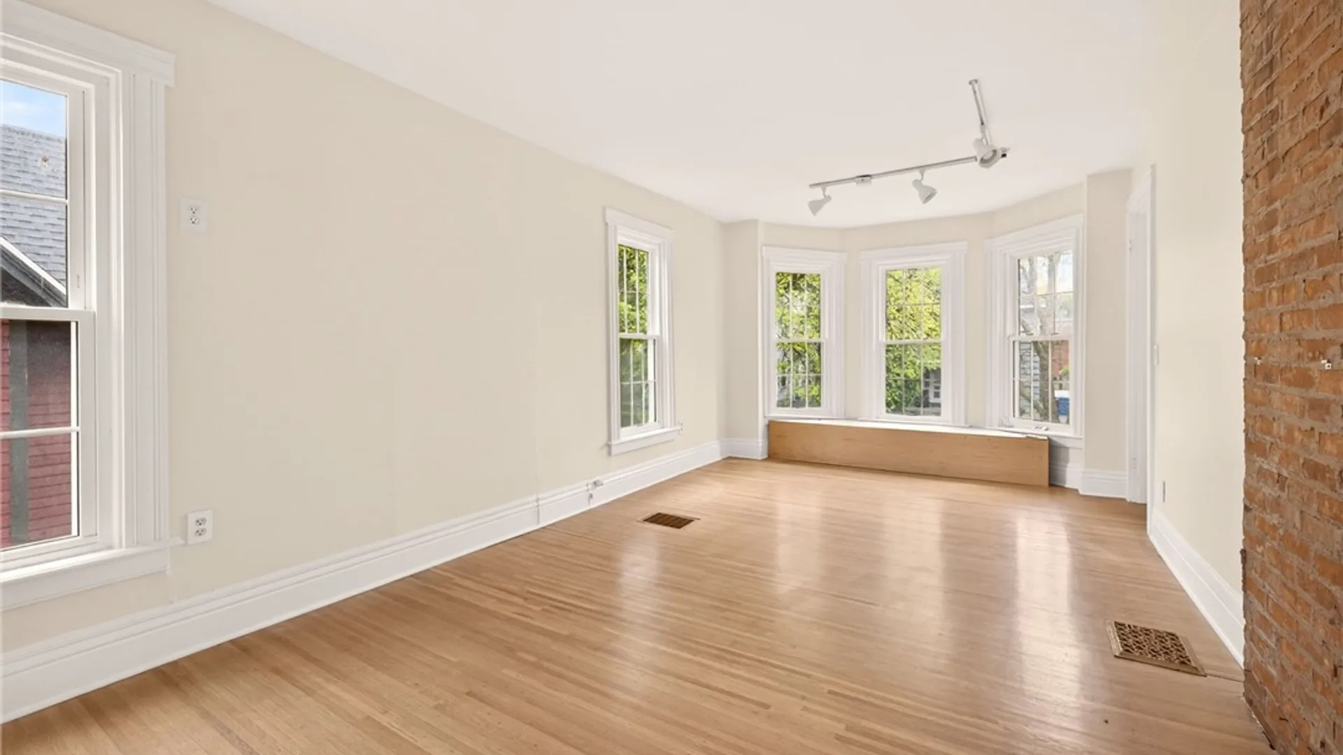 Property at 216 Linden St, Rochester, NY 14620 16