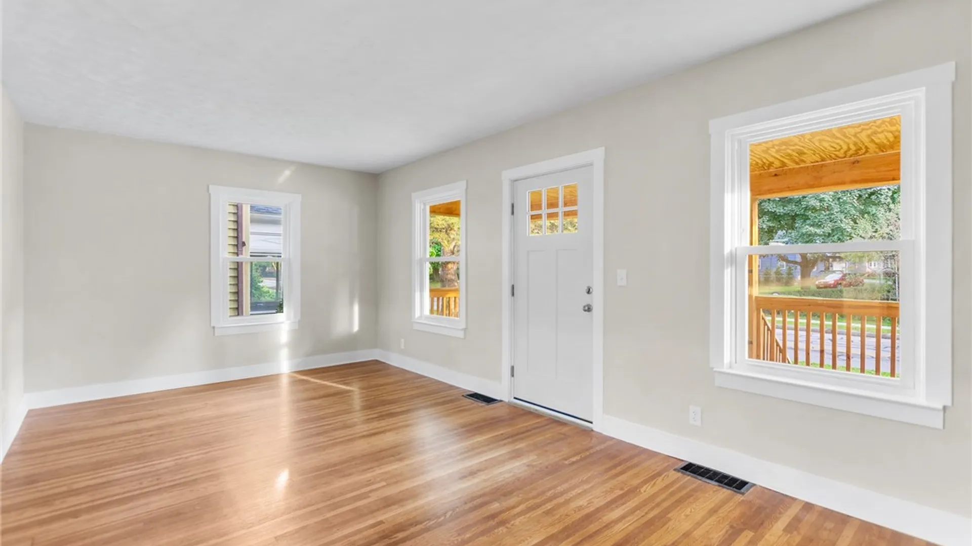 Property at 994 Atlantic Avenue, Rochester, NY 14609 12