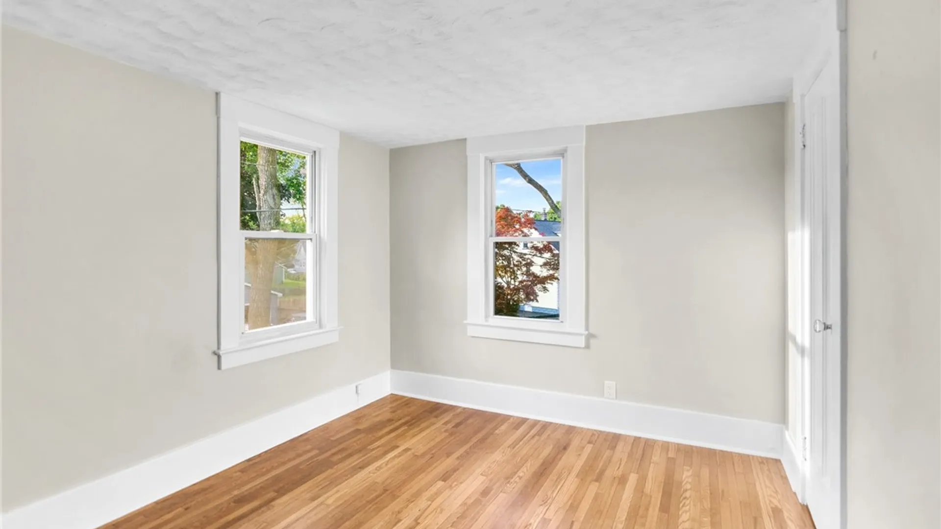 Property at 994 Atlantic Avenue, Rochester, NY 14609 16
