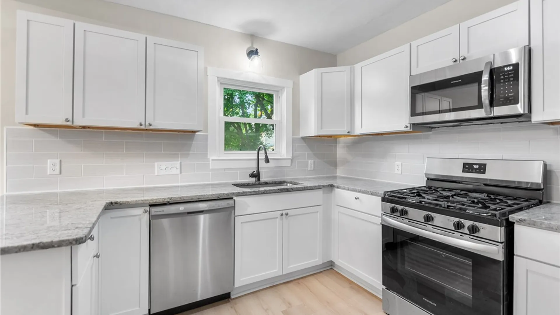 Property at 994 Atlantic Avenue, Rochester, NY 14609 7