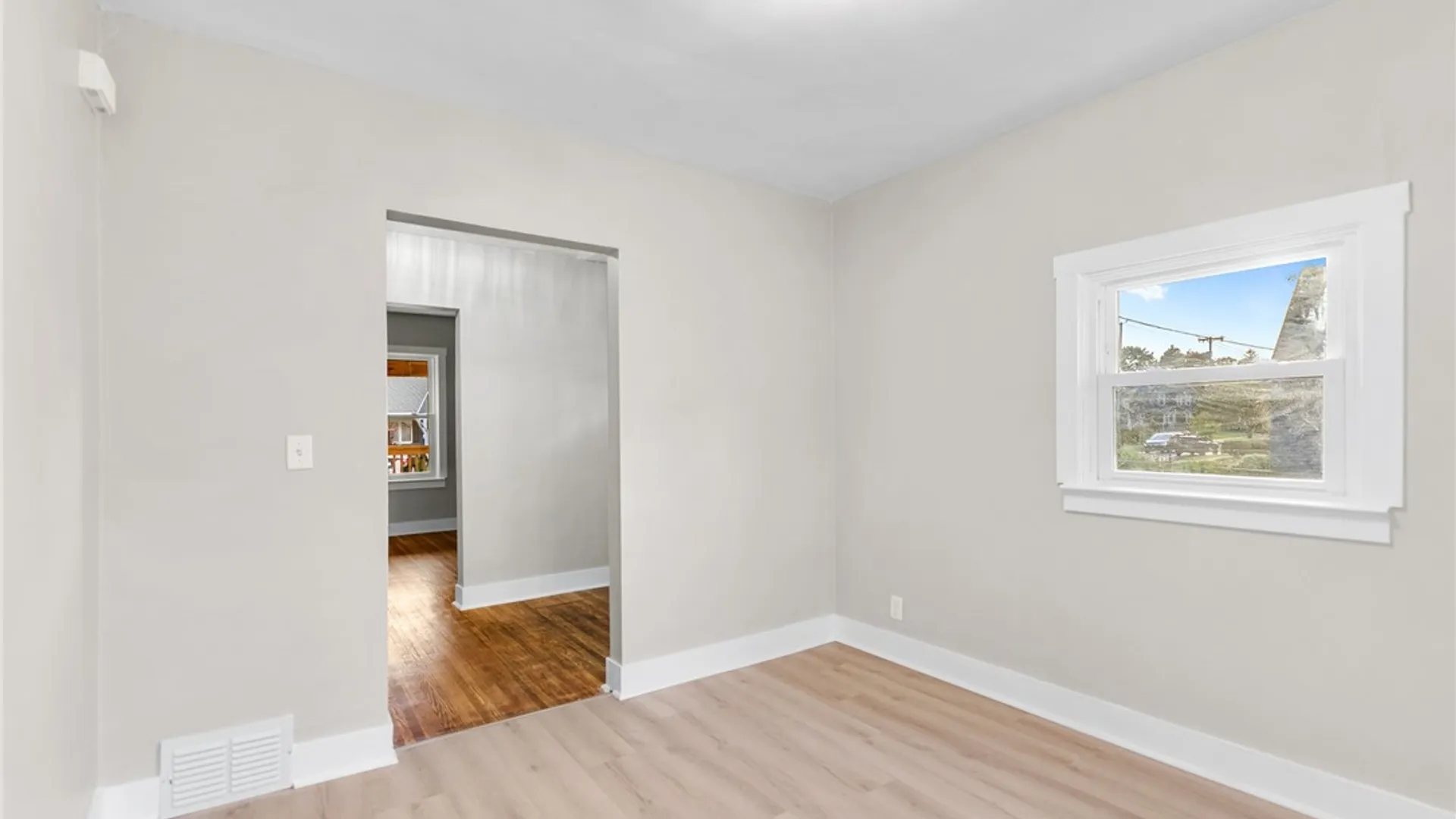 Property at 994 Atlantic Avenue, Rochester, NY 14609 9