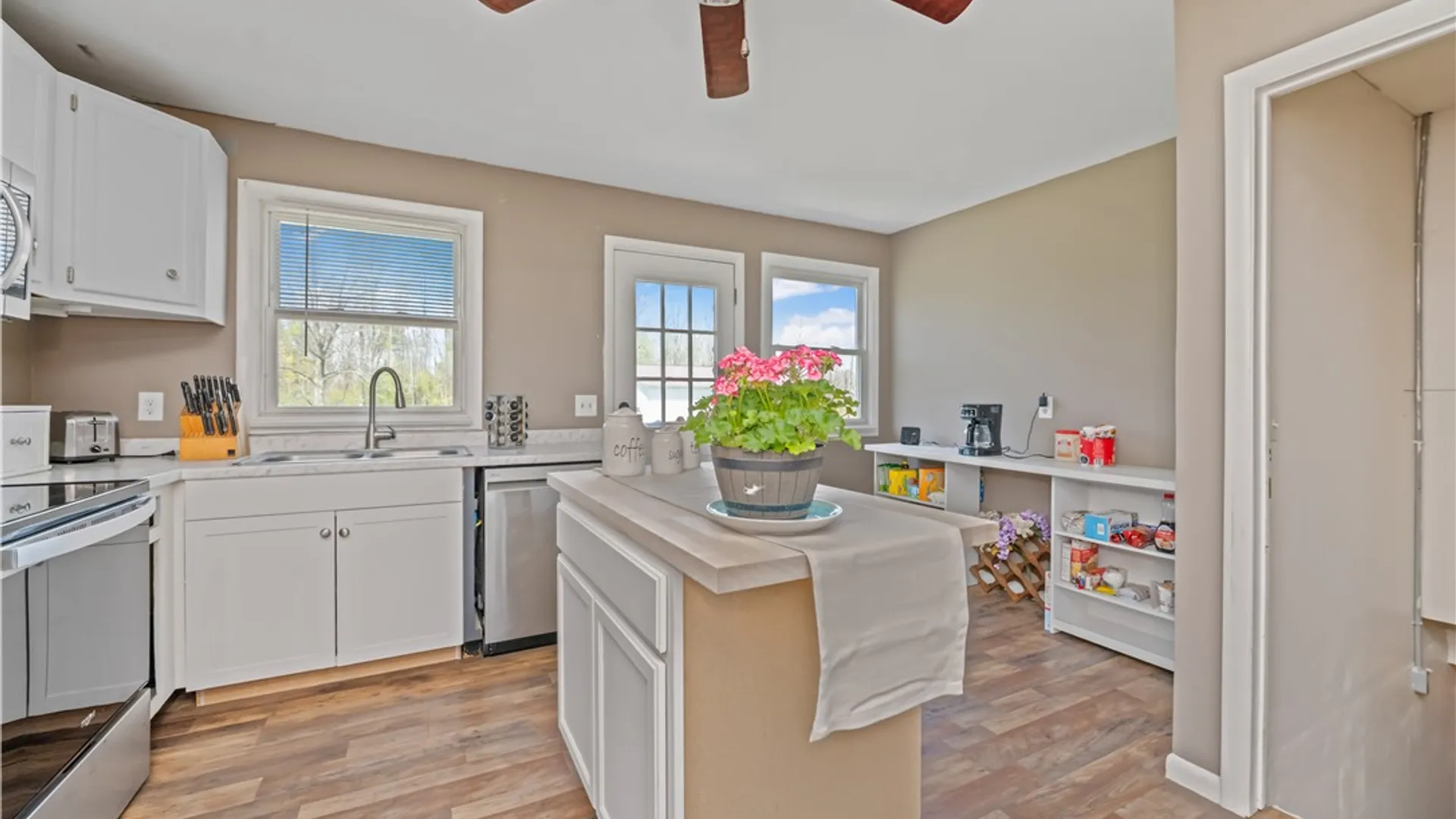Property at 14965 Lakeshore Road, Carlton, NY 14477 7