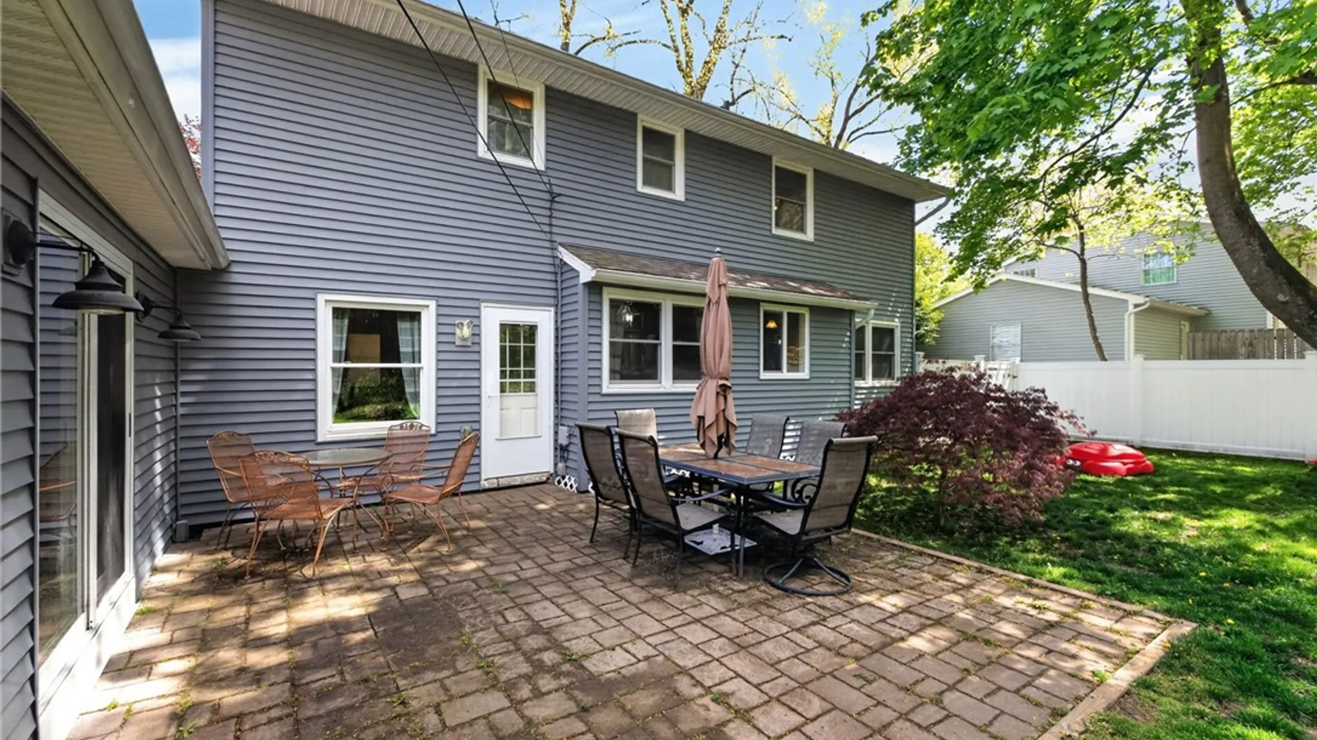 Property at 37 Southcross Trail, Perinton, NY 14450 28